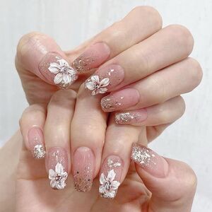 Elegant Floral Press-On Nails with Gold Glitter